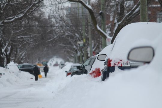 How to Prepare for a Blizzard, Whether At Home or On the Road